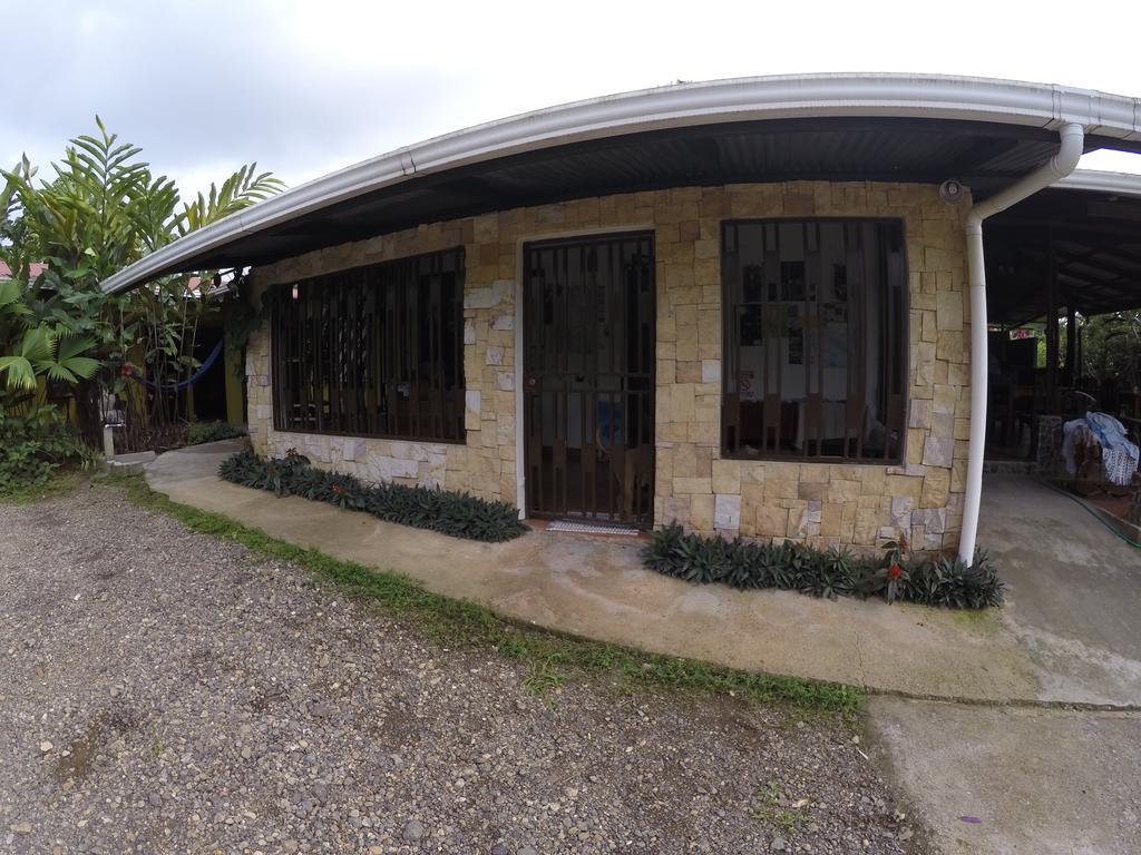 Cabinas Pura Vida B&B Tour Operator Drakes Bay Exterior foto